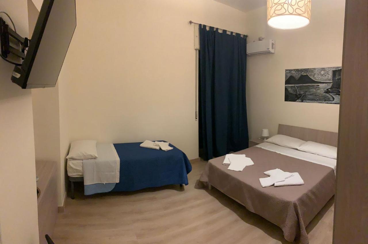 Keira House Napoli Hotel Luaran gambar