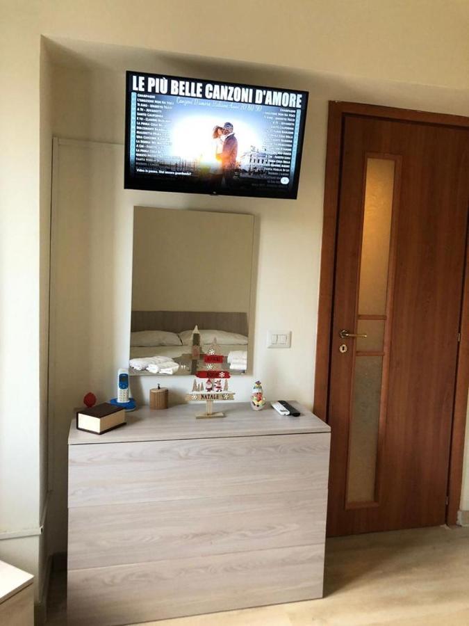 Keira House Napoli Hotel Luaran gambar
