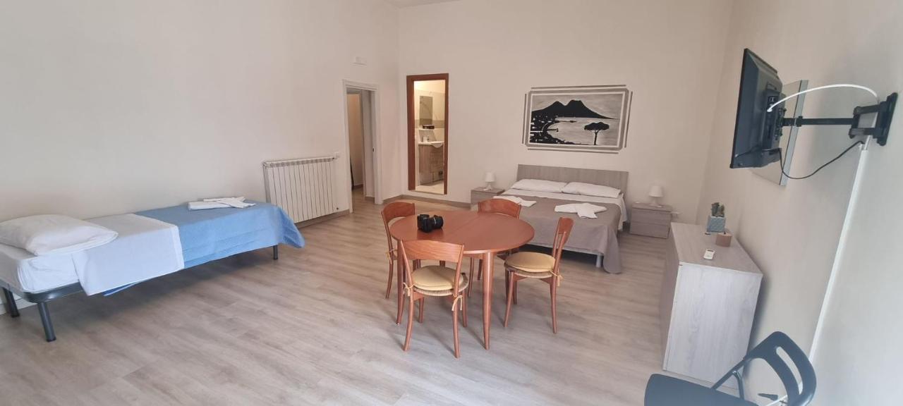 Keira House Napoli Hotel Luaran gambar