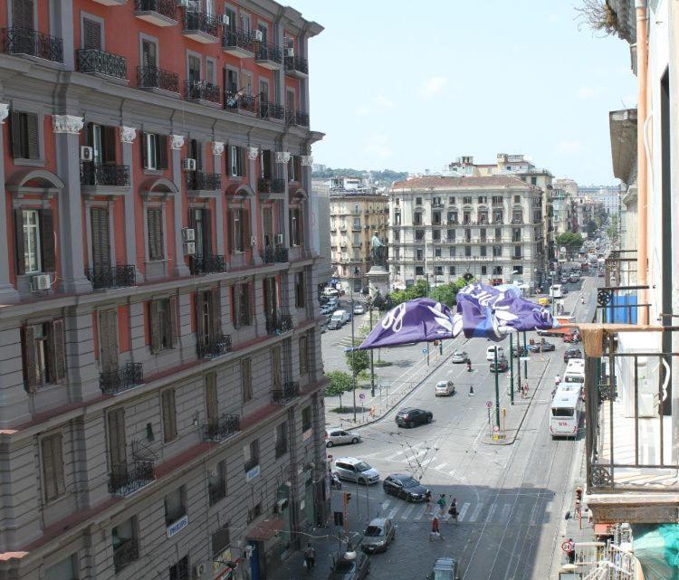 Keira House Napoli Hotel Luaran gambar
